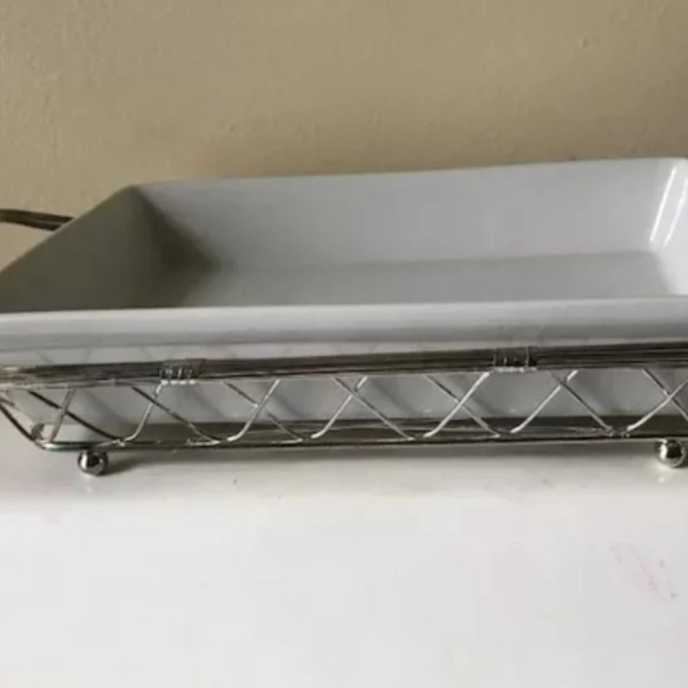 Silverplated Wire Basket w/ Porcelain Liner 10 1/4 " X 6 3/4" by International S